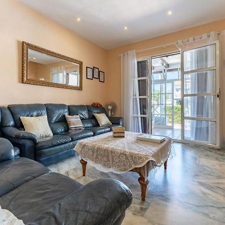 Townhouse Beachside Fuengirola Exterior photo
