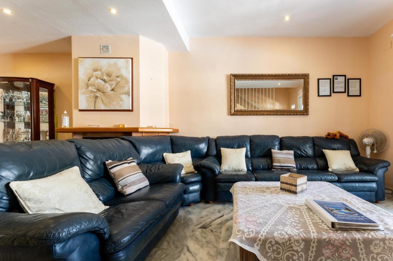 Townhouse Beachside Fuengirola Exterior photo