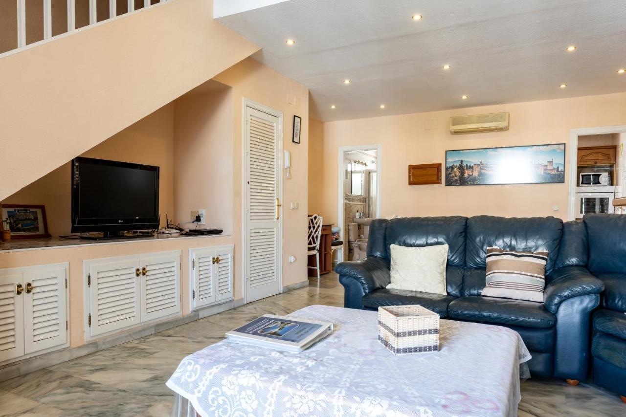 Townhouse Beachside Fuengirola Exterior photo